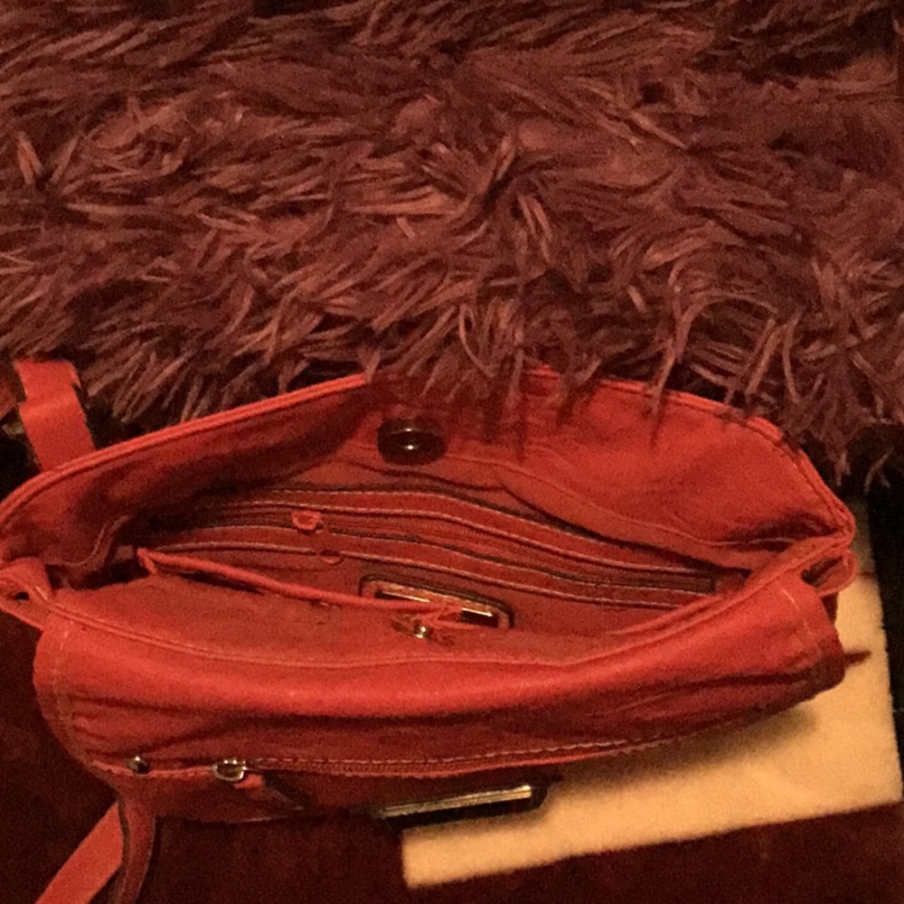 Pink purse - Picture 2 of 2